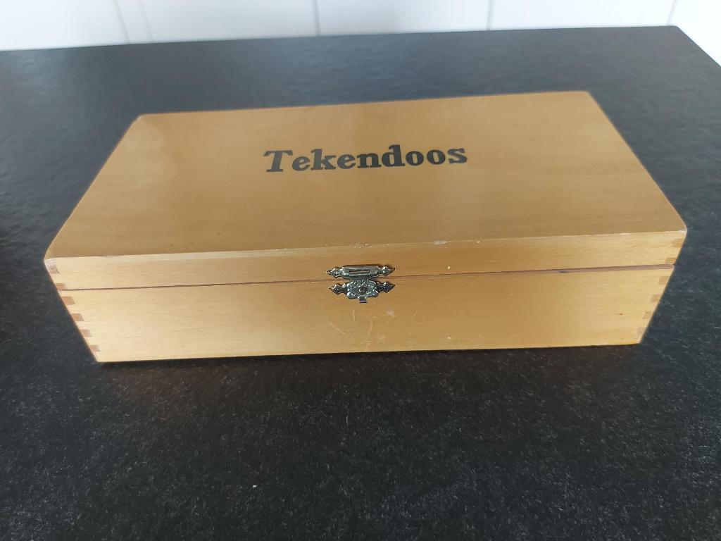 Tekendoos vintage retro zestiger jaren, Ophalen of Verzenden, Gebruikt, Overige typen