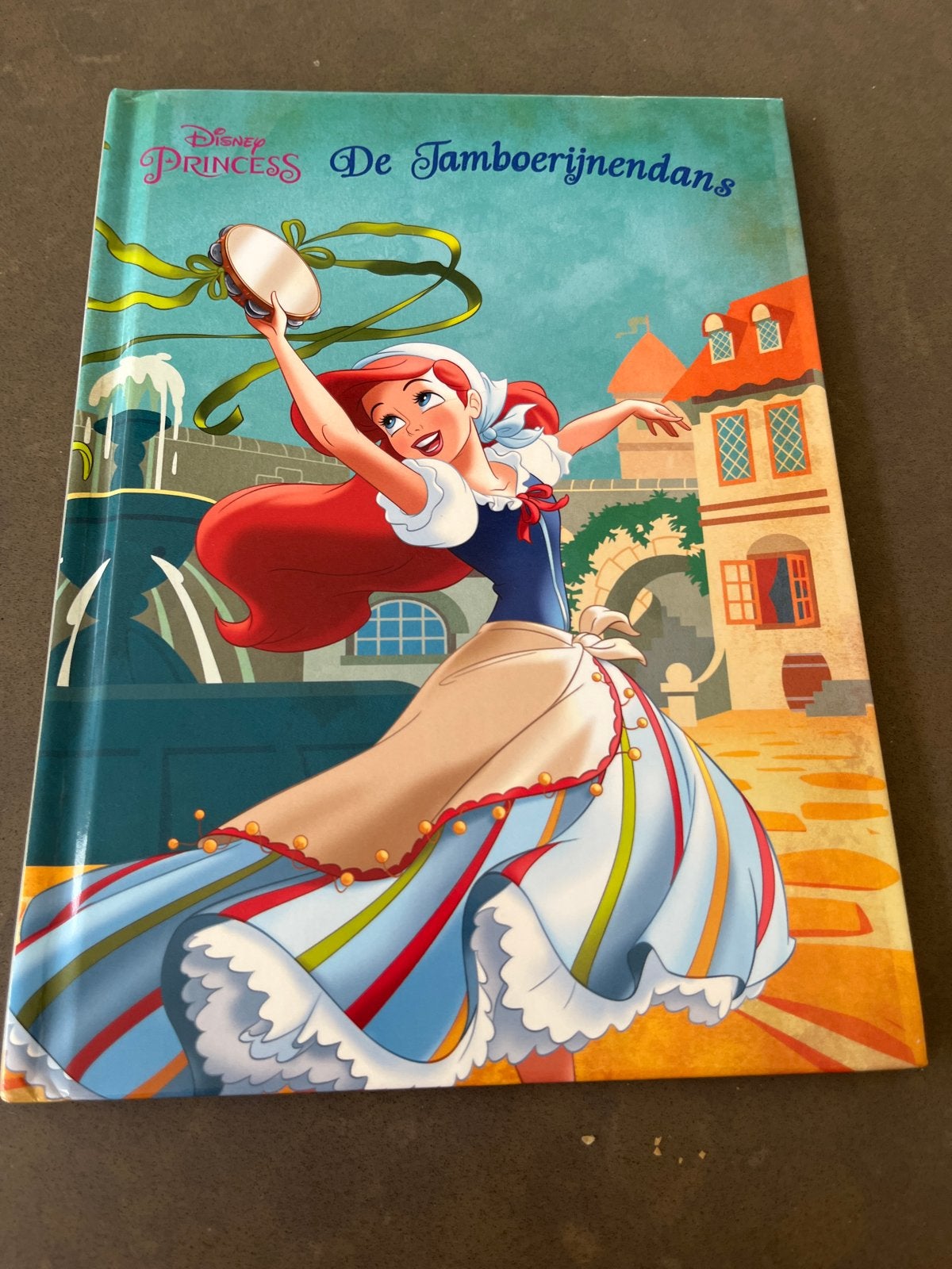 Disney Princess: De Tamboerijnendans - Ariel Boek, Boeken, Ophalen of Verzenden, Zo goed als nieuw, Sprookjes