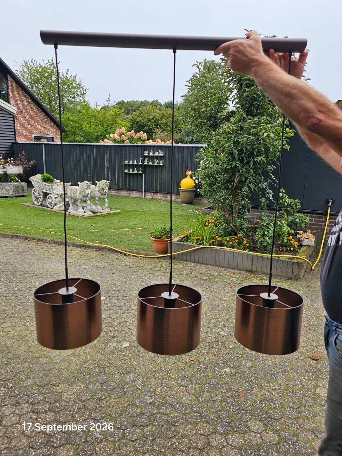 Egli hanglamp Saganto - 3 koperkleurige kappen, Ophalen