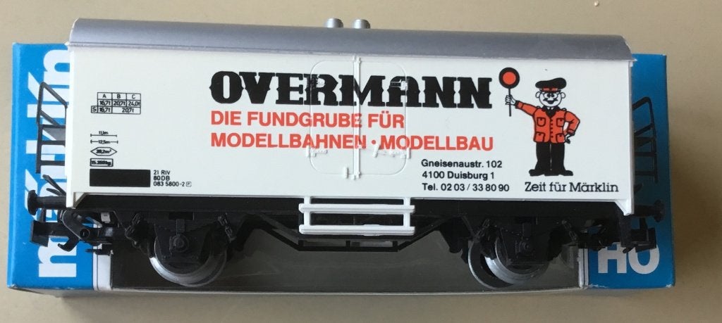 MäRKLIN HO # 4415.82602.1 OVERMANN ZWART/ROOD N ORK, Wisselstroom, Ophalen of Verzenden, Märklin, Nieuw