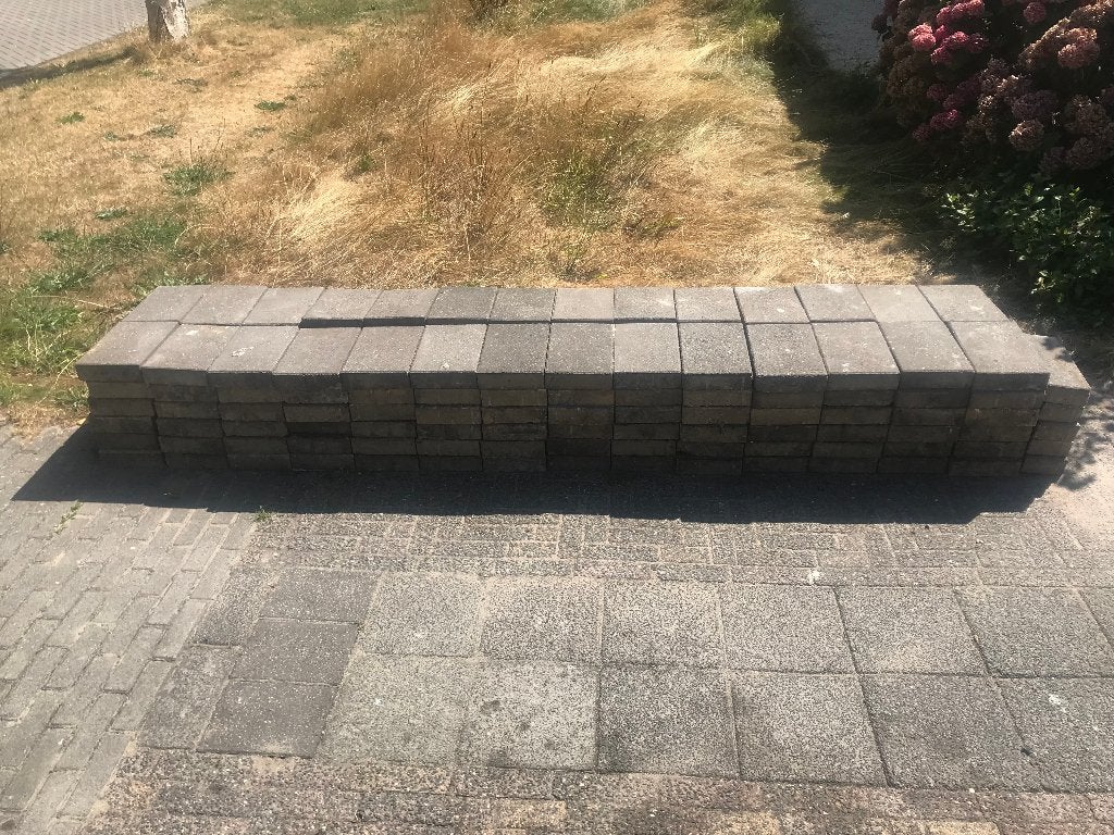Gratis tegels  ophalen, Ophalen, Gebruikt, 5 tot 10 m², Beton