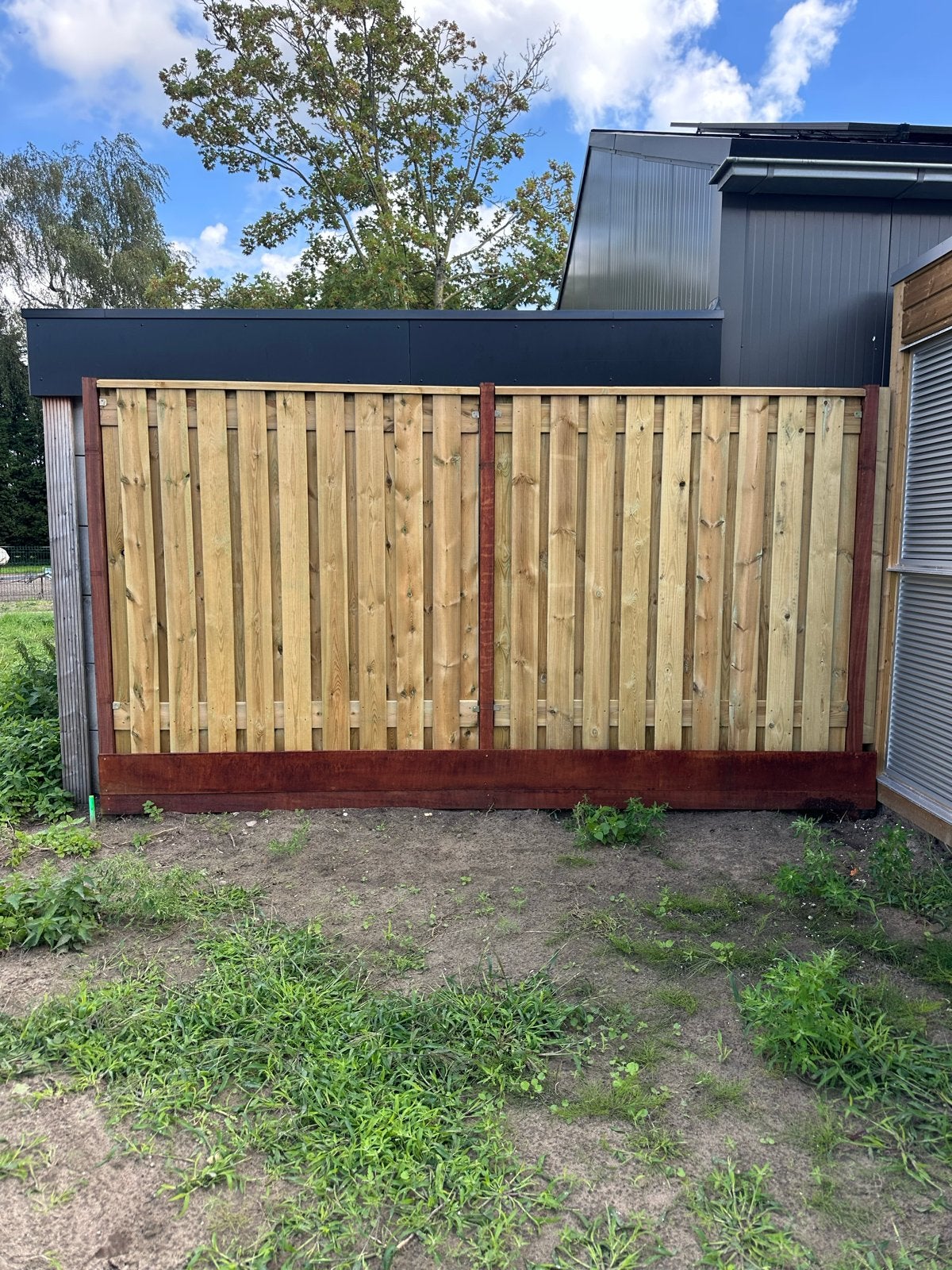 Houten schutting met roestbruine onderbalk NIEUW, Ophalen, 1 tot 2 meter, Nieuw, 3 tot 6 meter