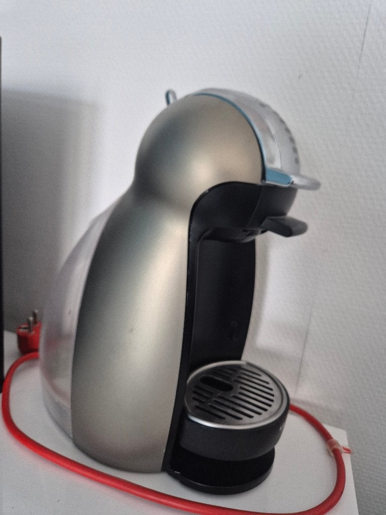 Dolce gusto, Ophalen, Zo goed als nieuw, Koffiemachine