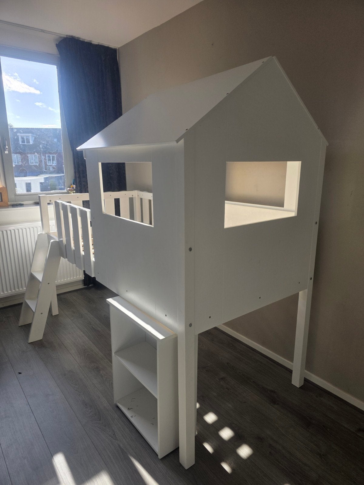 Hoogslaper kinderbed huisje met trap, Ophalen, Gebruikt, Hoogslaper