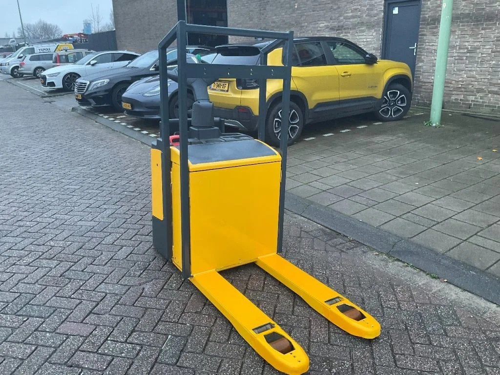 Jungheinrich ERE120 2000KG BREDE PALLETWAGEN / HEFTRUCK, Jungheinrich, Overige aandrijving, Marconistraat 2
3133KL  Vlaardingen, NL