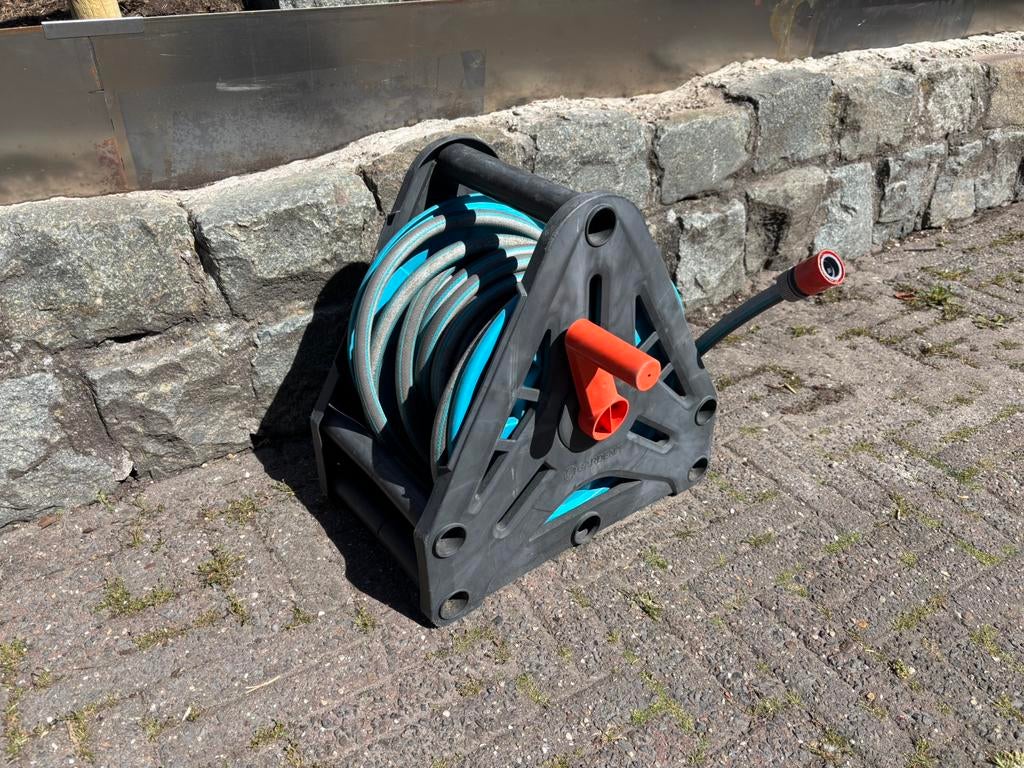 Gardena tuinslang incl haspel.    15 meter, Gebruikt, Gardena, Tuinslang, Ophalen of Verzenden