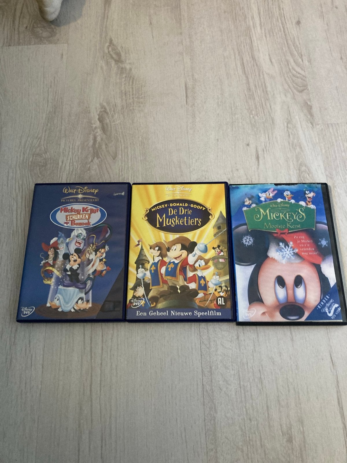 Disney DVD Collectie: Mickey's Kerst, Schurken & Musketiers, Gebruikt, Animatie, Verzamelbox, Alle leeftijden