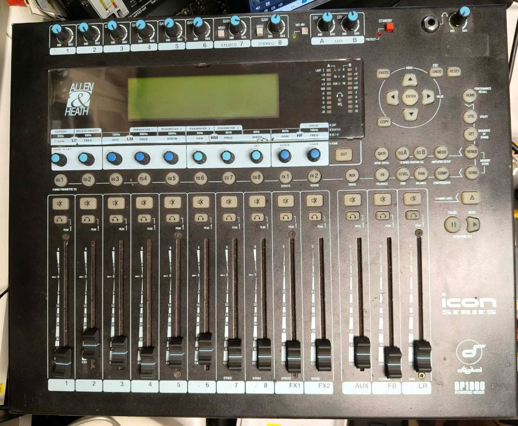 Allen & Heath DP1000 Digitale Mengtafel - Studiokwaliteit, Muziek en Instrumenten, Ophalen, Gebruikt, 10 tot 20 kanalen, Microfooningang