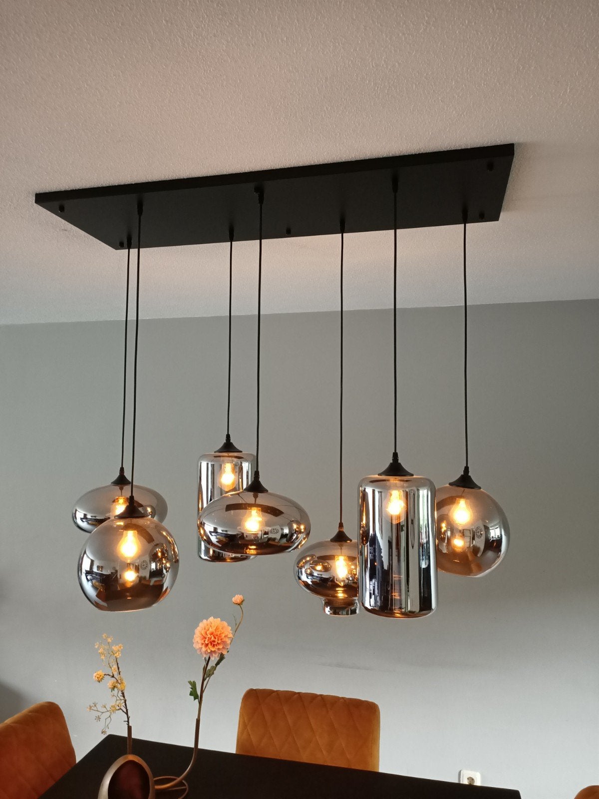 Moderne hanglamp met 7 smoke glazen kappen, Ophalen, Modern, Industrieel, E27 (groot), Zo goed als nieuw
