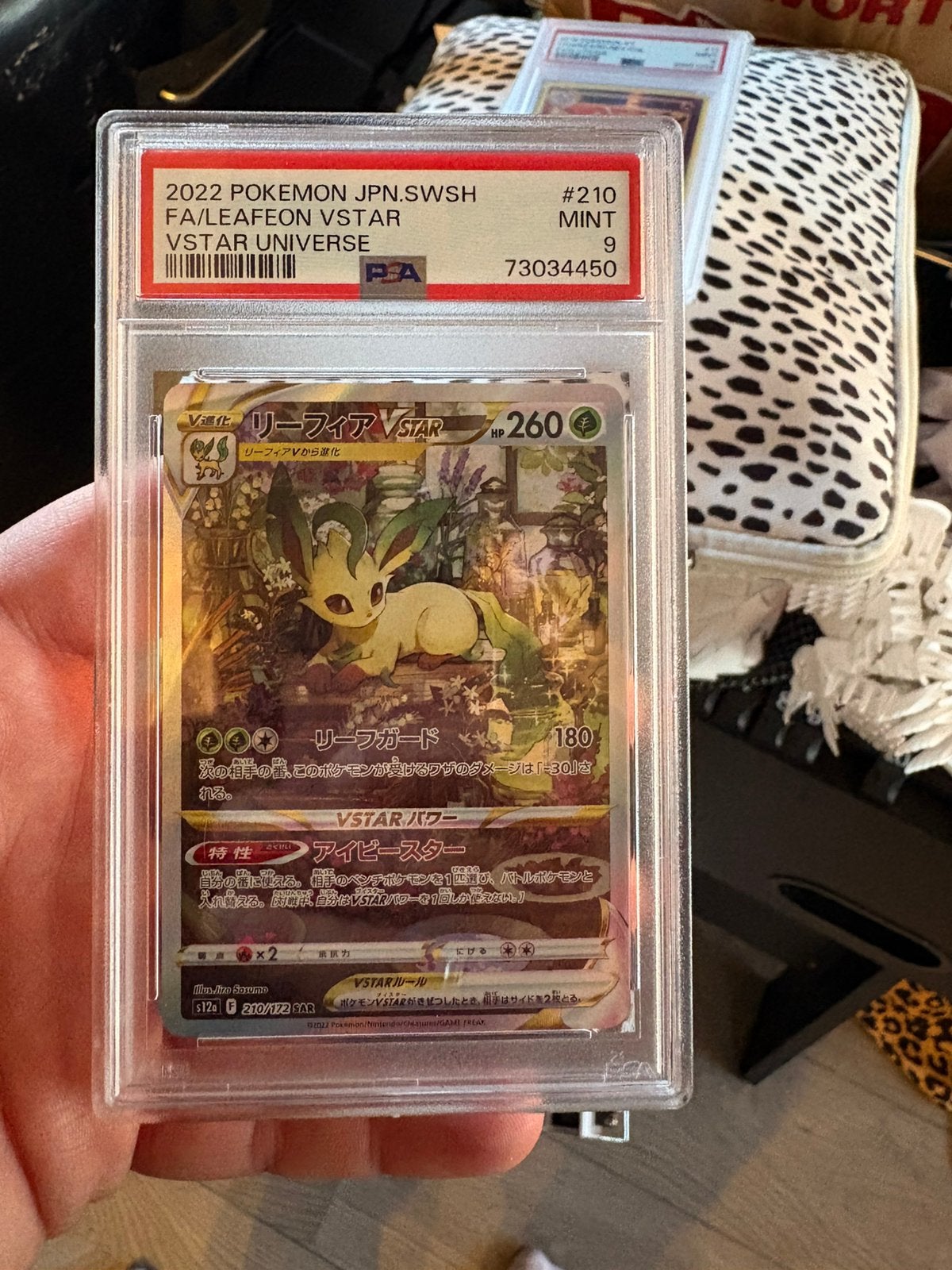 Leafeon vstar universe psa 9, Ophalen of Verzenden, Zo goed als nieuw, Meerdere kaarten, Foil