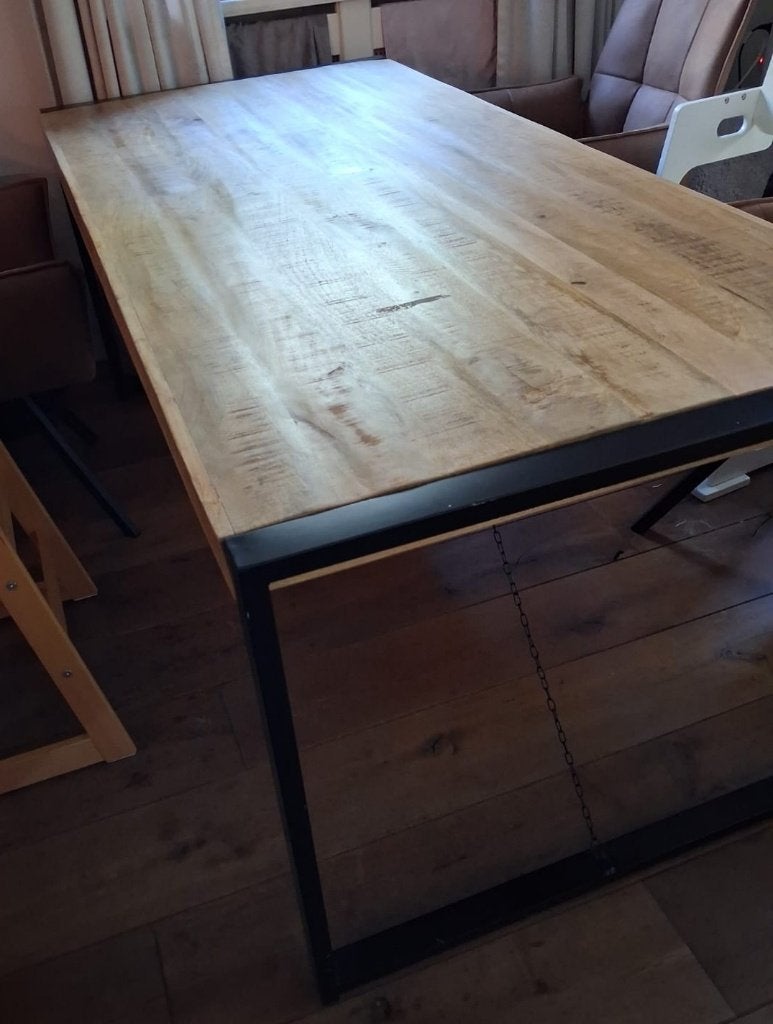 Eettafel mangohout., Ophalen, Gebruikt, 50 tot 100 cm, 150 tot 200 cm