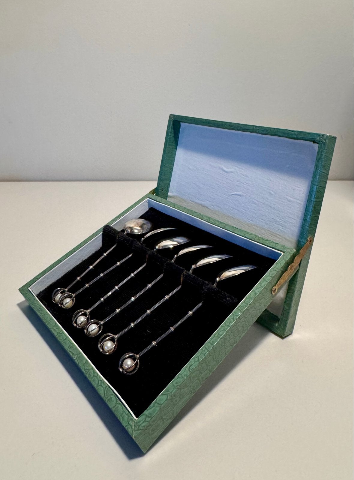 6 Japanse sterling zilveren theelepeltjes met parel in doos, Antiek en Kunst, Antiek | Goud en Zilver, Ophalen of Verzenden, Zilver