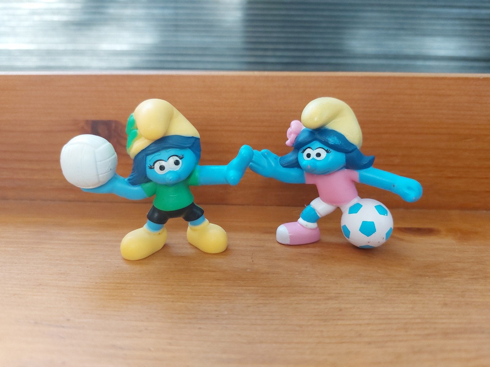 Volleybal en handbal smurfin De Smurfen, Verzamelen, Smurfen, Ophalen of Verzenden