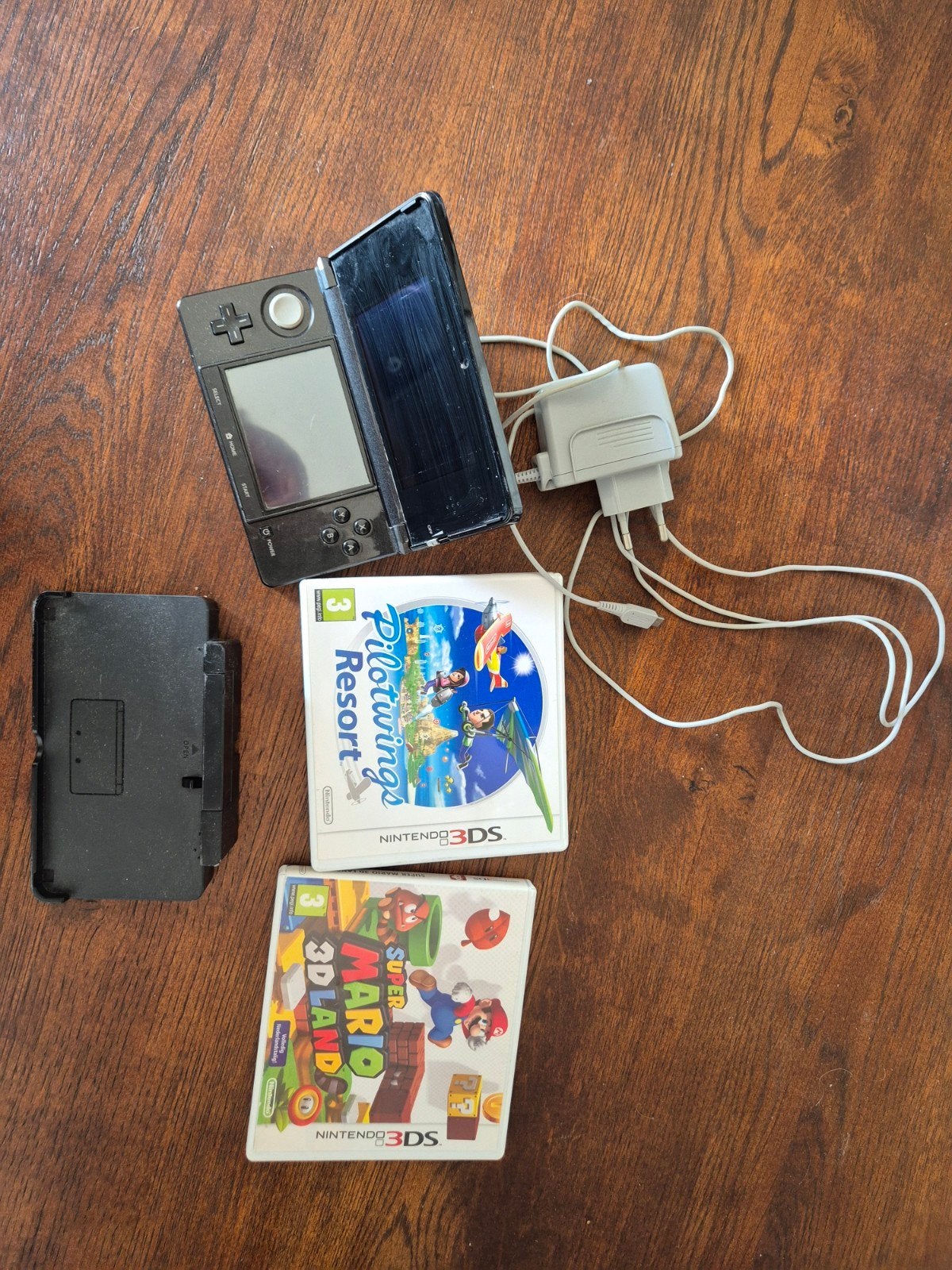 Nintendo 3DS met oplader en 2 spellen, Ophalen, Zwart, 3DS, Gebruikt