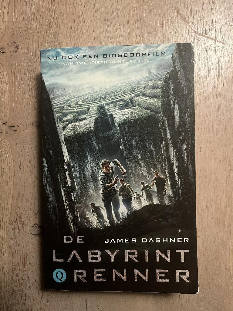 Fantasy - James Dashner (Maze Runner), Ophalen of Verzenden, Gelezen, James Dashner