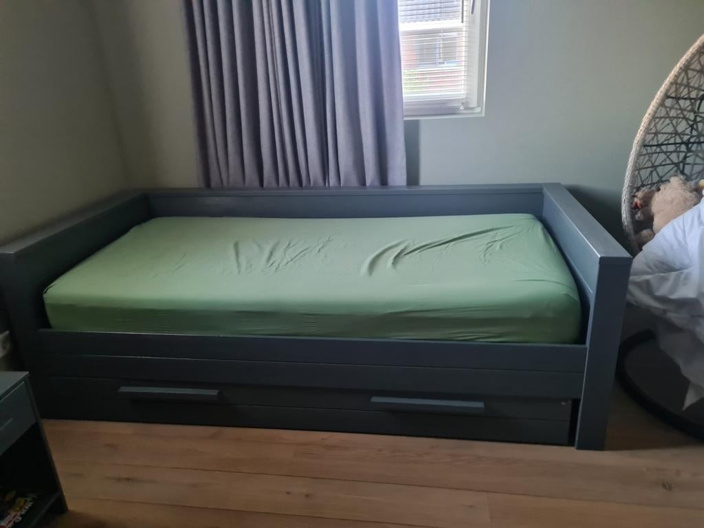 Bed Woood Dennis, 90 cm, Eenpersoons, Ophalen of Verzenden, Zo goed als nieuw