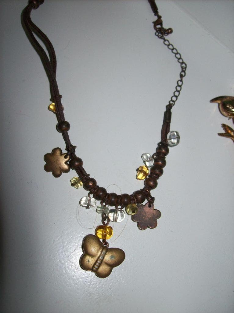 Ketting Zwart Goud Kristal Vlinder Broche Dolfijnen Parel, Verzenden, Nieuw, Steen of Mineraal, Met kristal