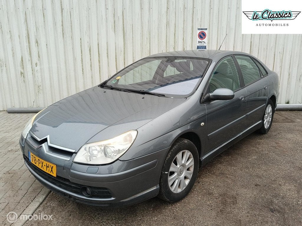 Citroen C5 2.0-16V Exclusive | nw APK | hydropneumatische ve, Auto's, Citroën, Gebruikt, 4 cilinders, Parkeersensor, Origineel Nederlands