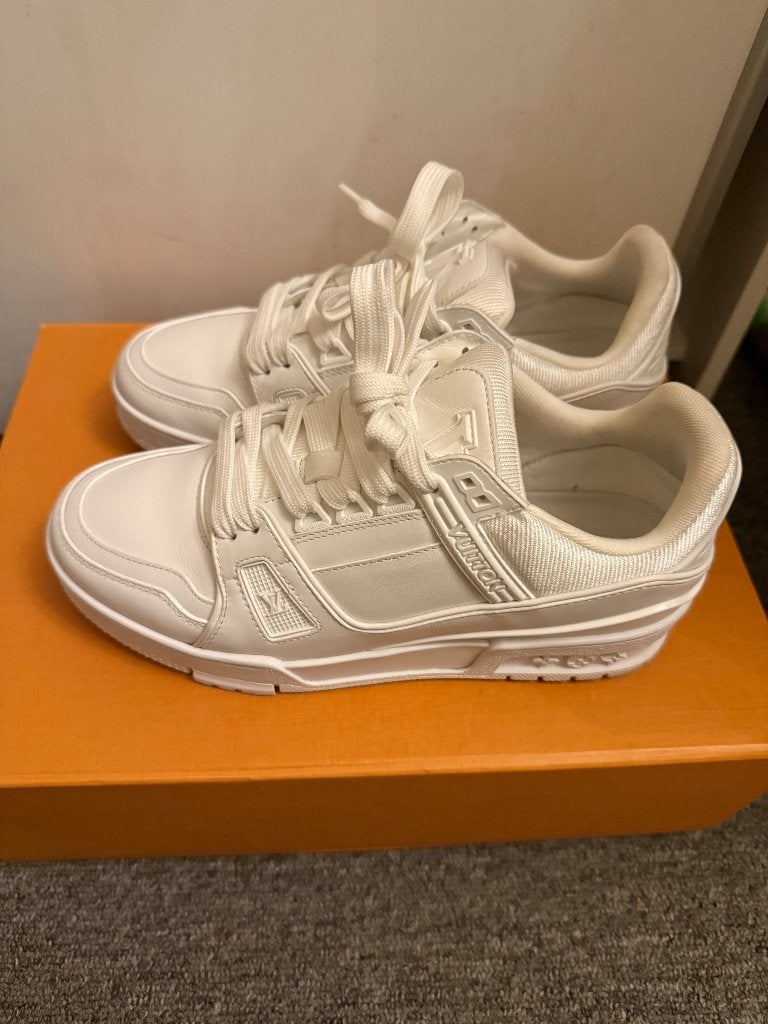 Louis Vuitton sneaker, Wit, Louis Vuitton, Ophalen of Verzenden, Sneakers of Gympen