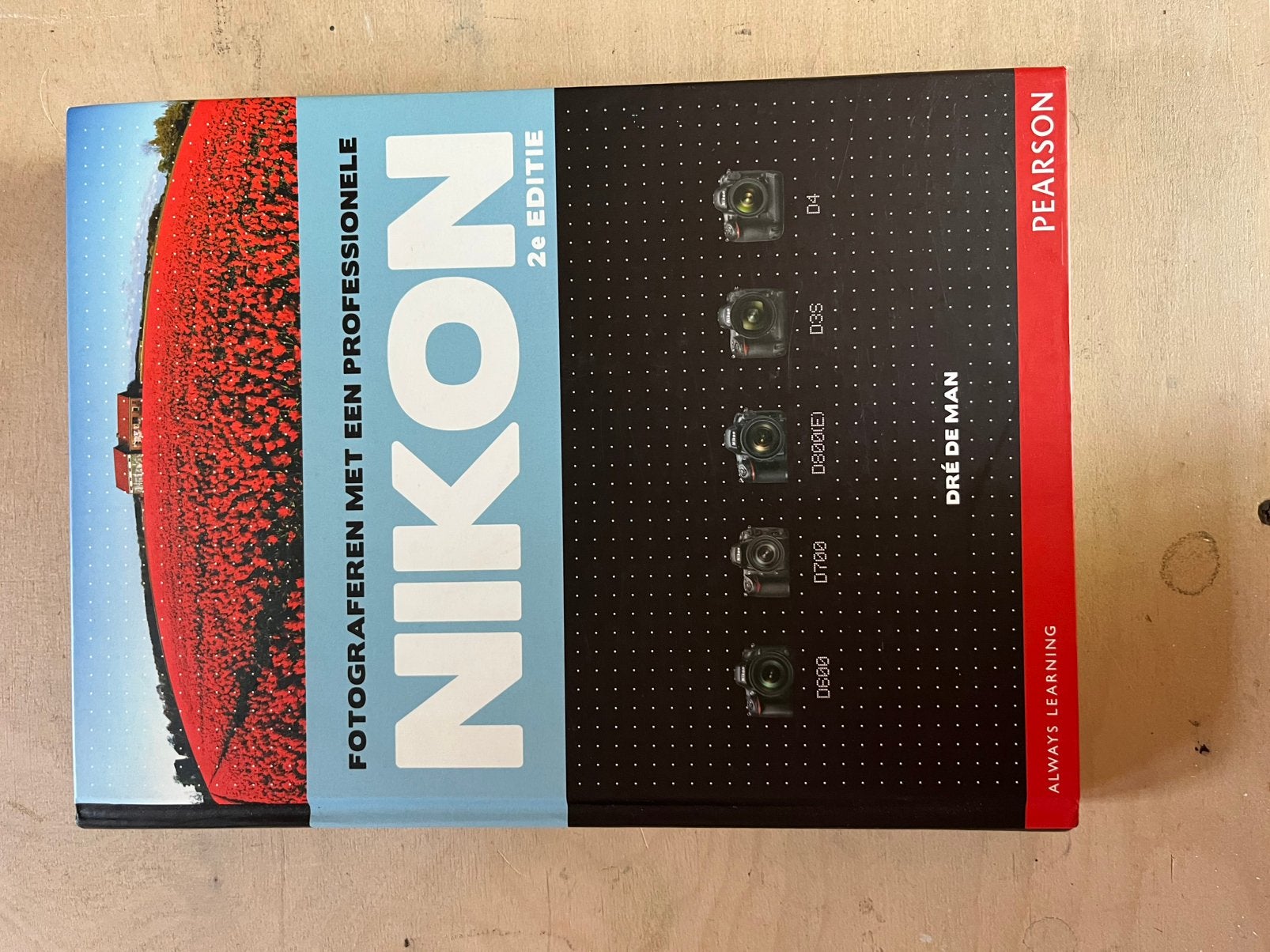 Nikon, digitale fotografie, Dré de Man., Ophalen of Verzenden, Zo goed als nieuw