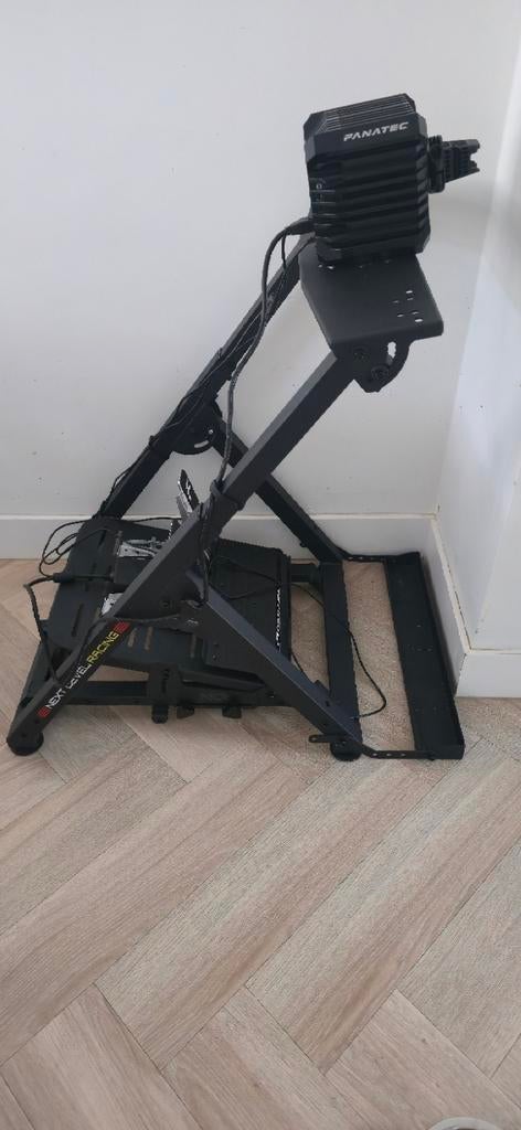Next level racing wheelstand 2.0, Spelcomputers en Games, Spelcomputers | Overige Accessoires, Ophalen, Racestoel, Zo goed als nieuw