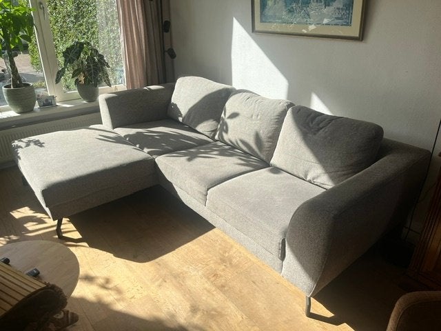 Grijze hoekbank met chaise longue - 2.60m breed, Huis en Inrichting, Ophalen, 250 tot 300 cm, Gebruikt, Hoekbank