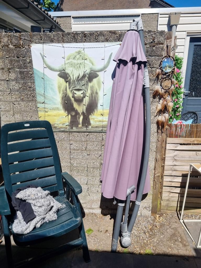 Zweefparasol met voet en tegels - Paars, Zweefparasol, Verstelbaar, Gebruikt, 2 tot 3 meter