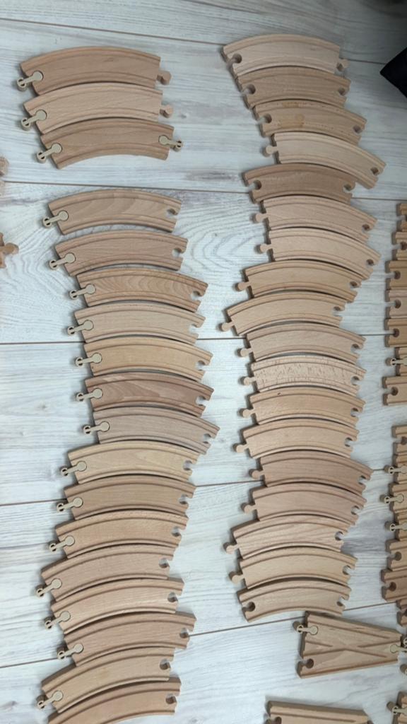 Zeer uitgebreide houten treinbaan set., Kinderen en Baby's, Speelgoed | Houten speelgoed, Zo goed als nieuw, Ophalen of Verzenden