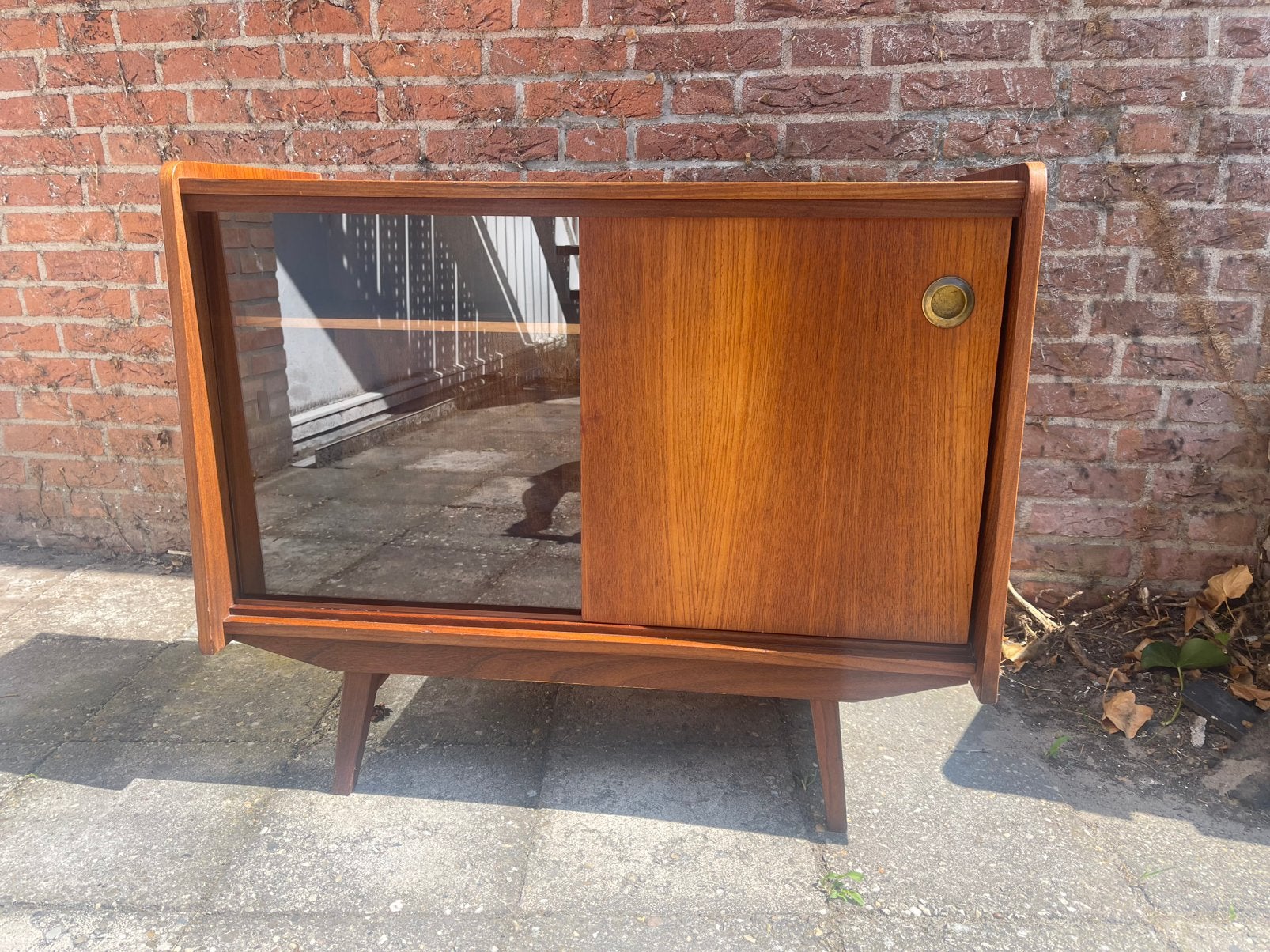 Vintage muziek-/ vitrinekastje, Huis en Inrichting, Kasten | Vitrinekasten, Ophalen, O, O, O