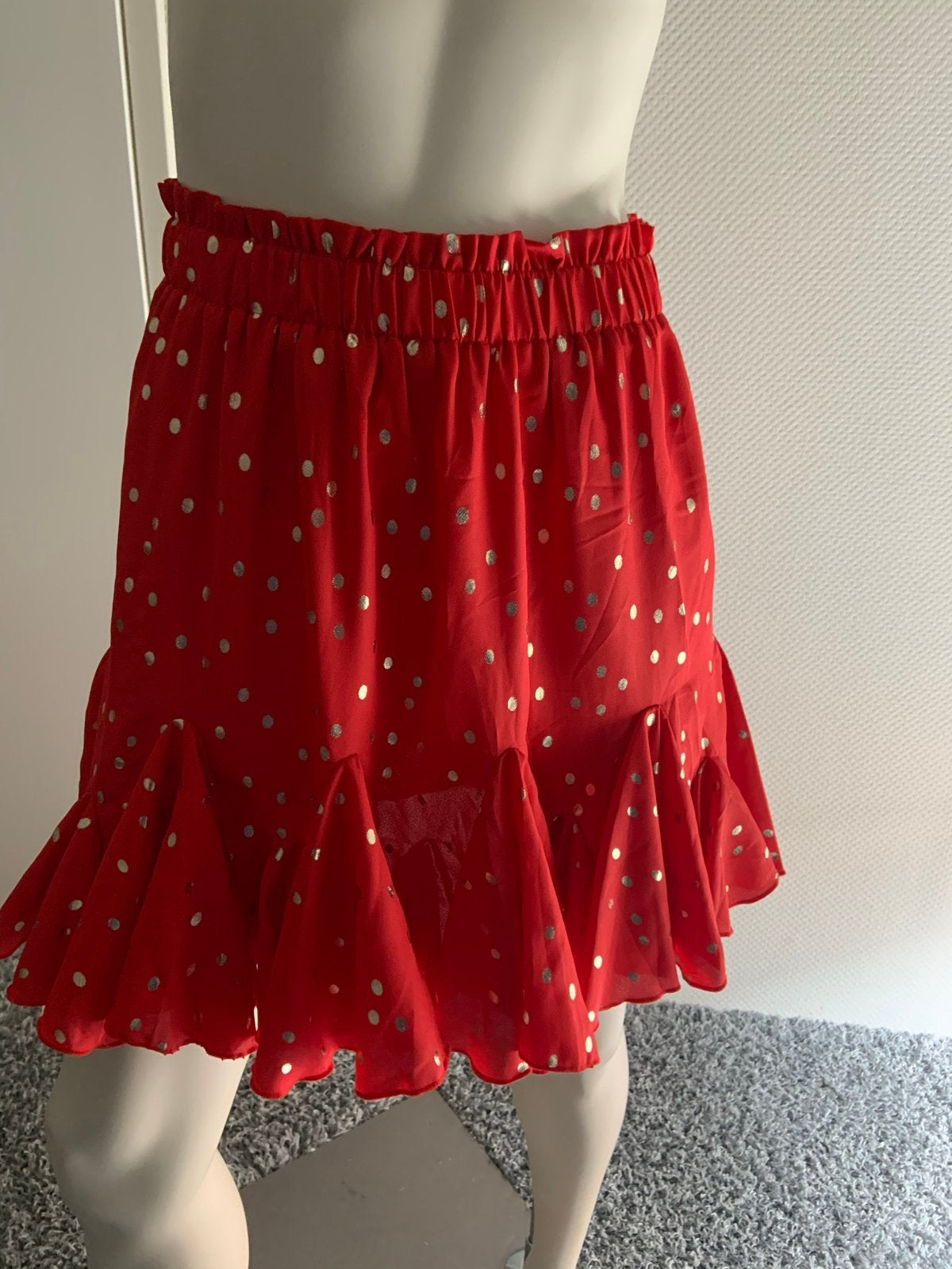 Drole de copine rokje met goudkleurige stippen. M, Maat 38/40 (M), Ophalen of Verzenden, Zo goed als nieuw, Boven de knie