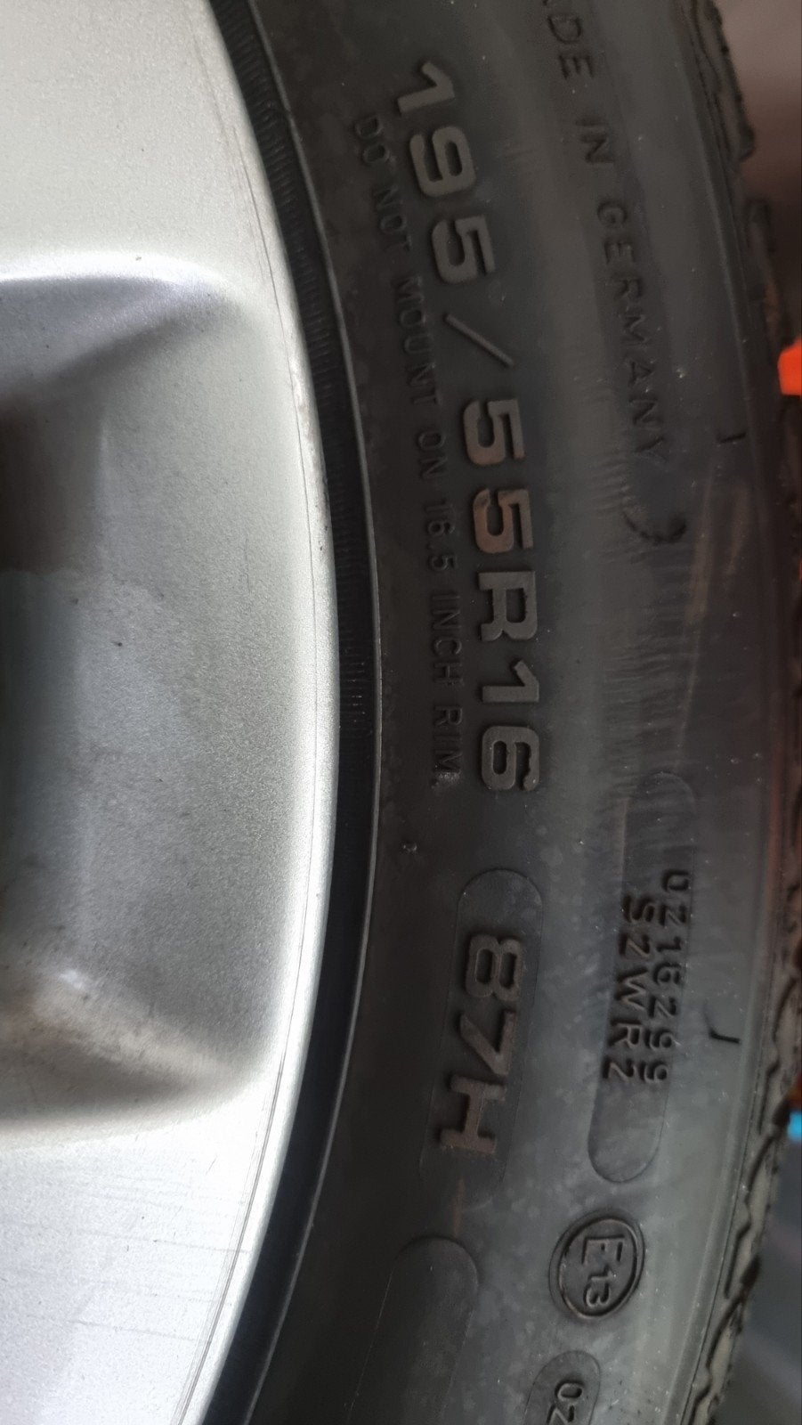 Goodyear 195/55R16 87H winterbanden op velgen, Ophalen, Gebruikt, 16 inch, Banden en Velgen