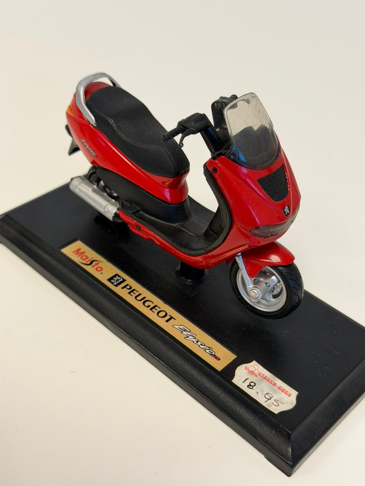 Maisto Peugeot Elyseo 125 Scooter 1:18 Rood Schaalmodel, P, P, Ophalen of Verzenden, Zo goed als nieuw