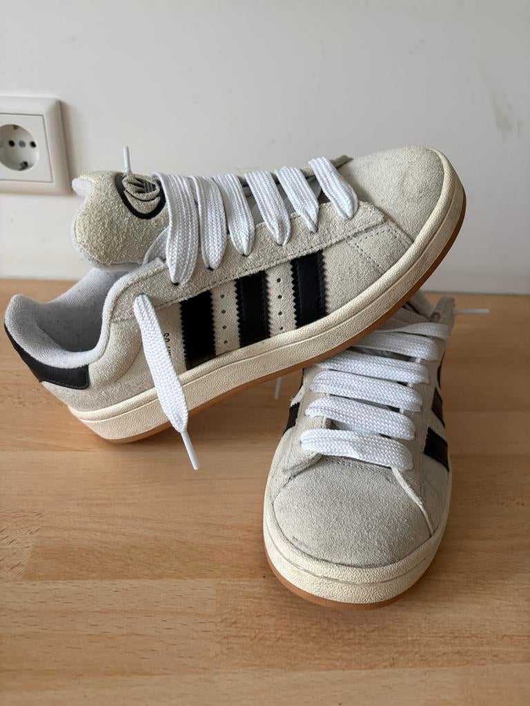 Nieuw  Adidas Campus 00s Beige Zwart - Maat 38, Ophalen of Verzenden, Zo goed als nieuw, Beige, Sneakers of Gympen