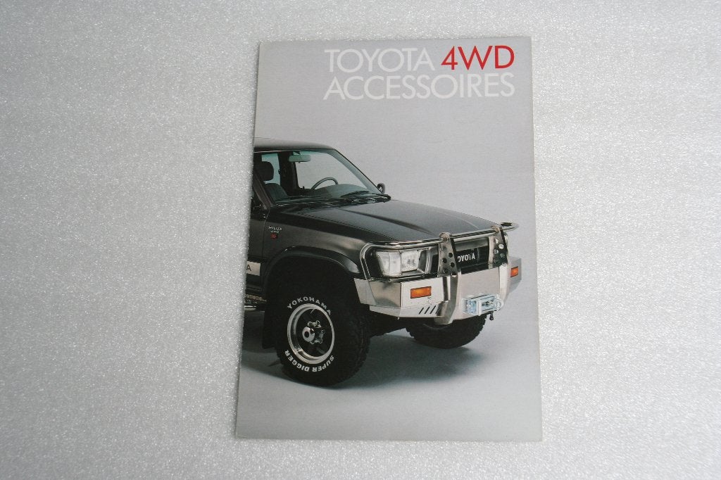 Folder Toyota 4WD accessoires (1990) (99), Ophalen of Verzenden, Nieuw, Toyota