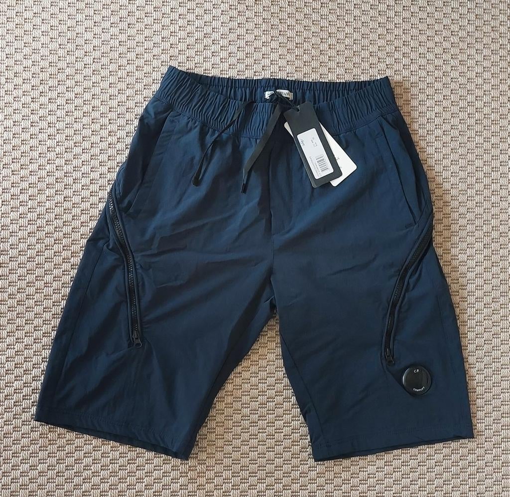 CP Company Sports/Cargo Short maat 31, CP Company, Verzenden, Overige maten, Zo goed als nieuw