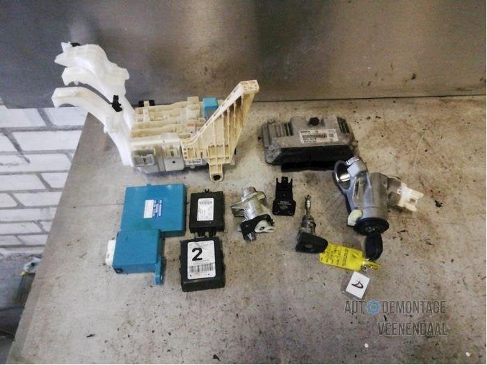 Computer Motormanagement van een Toyota Yaris, Gebruikt, -, -, Ophalen of Verzenden