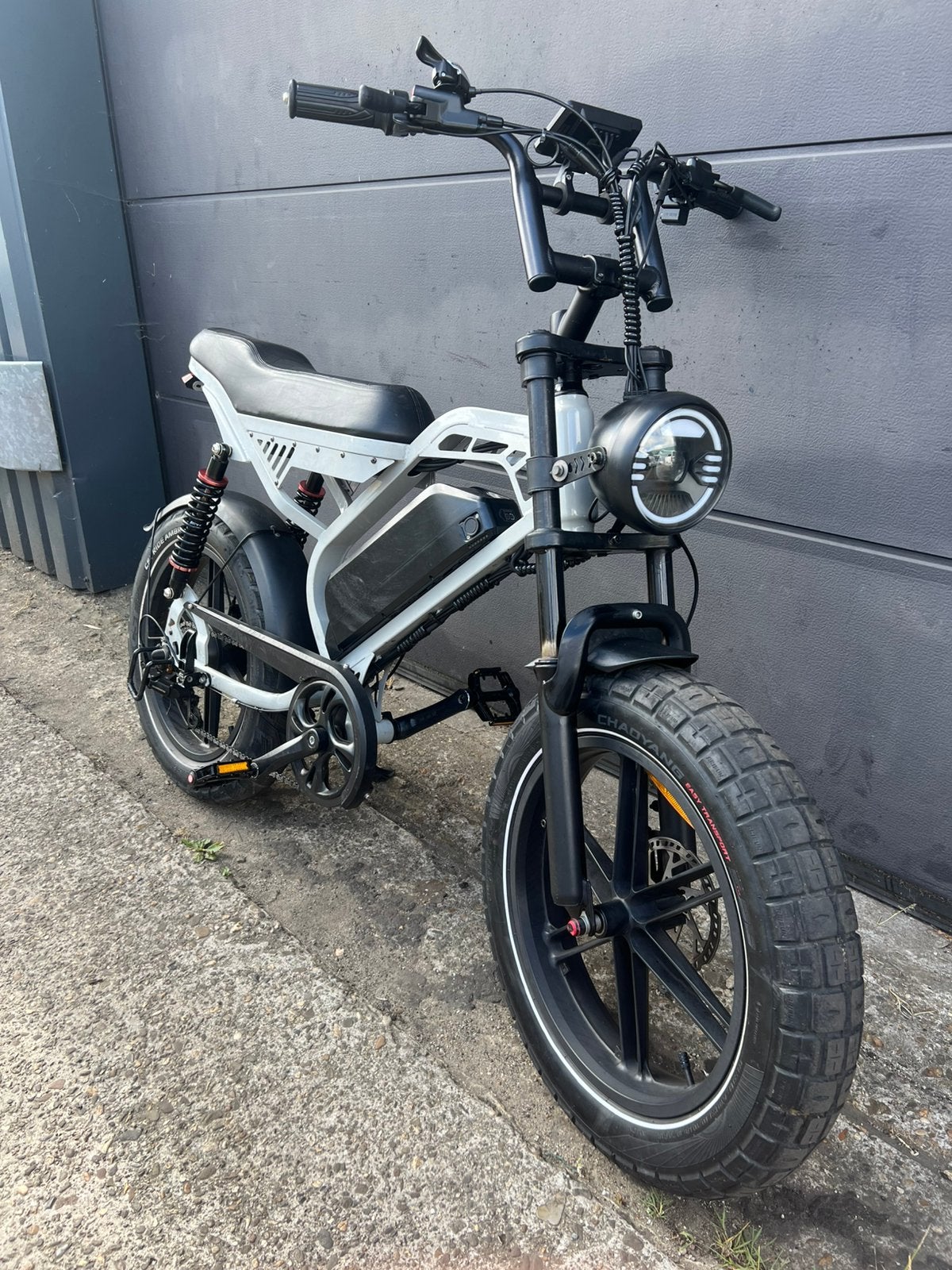 Fatbike v20 pro nardo grey met oplader, 59 cm of meer, Ophalen, Zo goed als nieuw, Overige merken