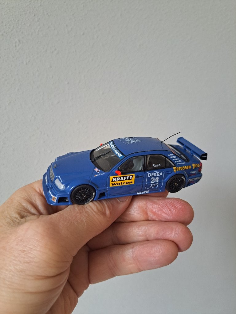 Mercedes C 180 DTM 1995 1:43 Minichamps 430953424, Hobby en Vrije tijd, Ophalen of Verzenden, Zo goed als nieuw, Auto
