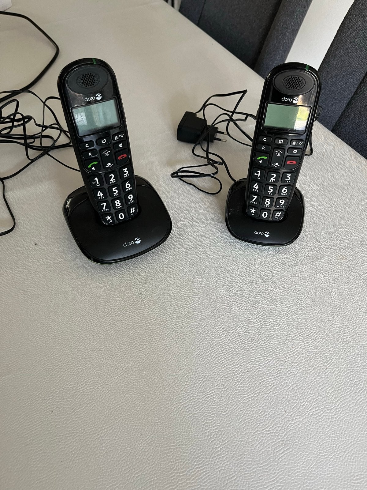Doro PhoneEasy 110 Duo draadloze telefoons (2 stuks), Ophalen of Verzenden, Gebruikt, 2 handsets