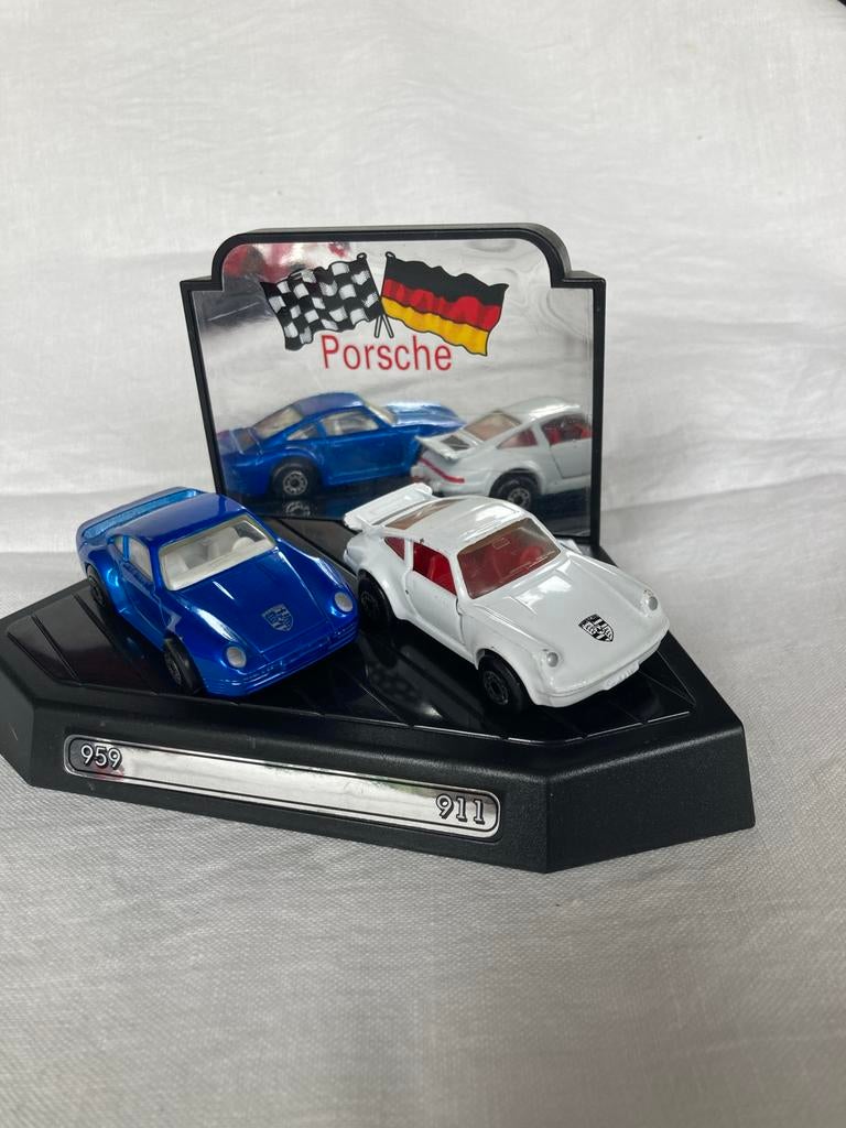 Matchbox Porsche 959 en 911 modelauto's op display, Ophalen of Verzenden, Zo goed als nieuw, Overige typen
