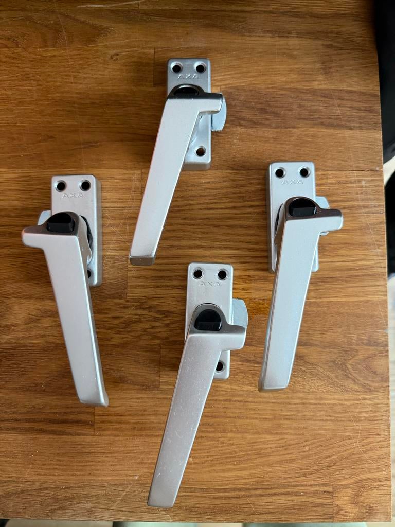 4x AXA Raam/Deurs sluiting, Ophalen, Nieuw, Overige materialen, Klink of Kruk