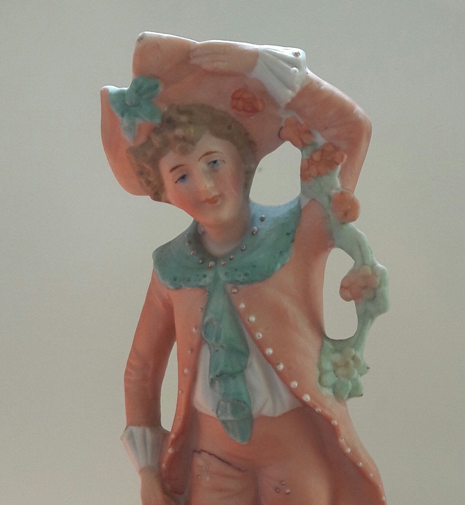 Antiek porseleinen beeldje van een man, 23 cm hoog - 1900, Ophalen of Verzenden, Gebruikt, Mens