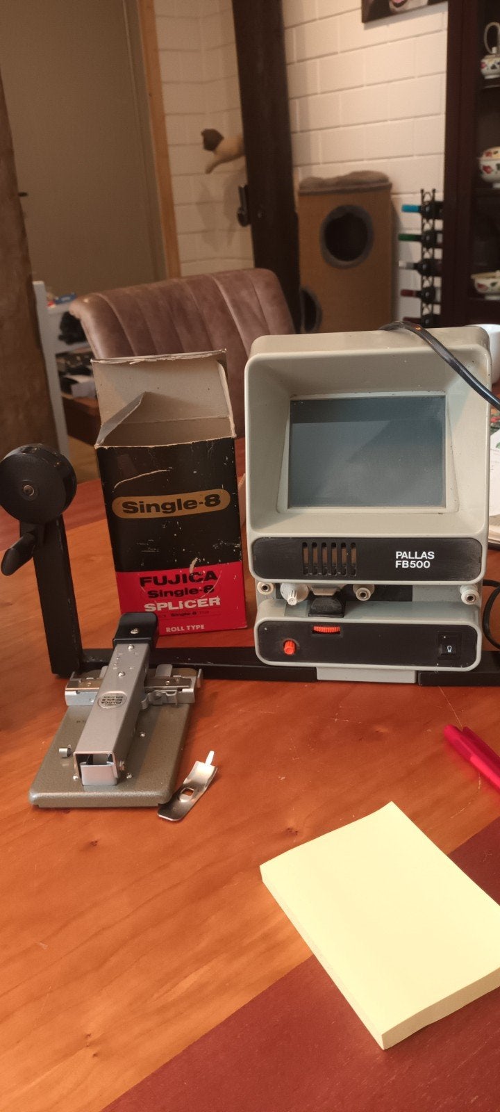 Fujica single 8 splicer
Voor knippen en plakken van super 8, Ophalen of Verzenden, 1960 tot 1980