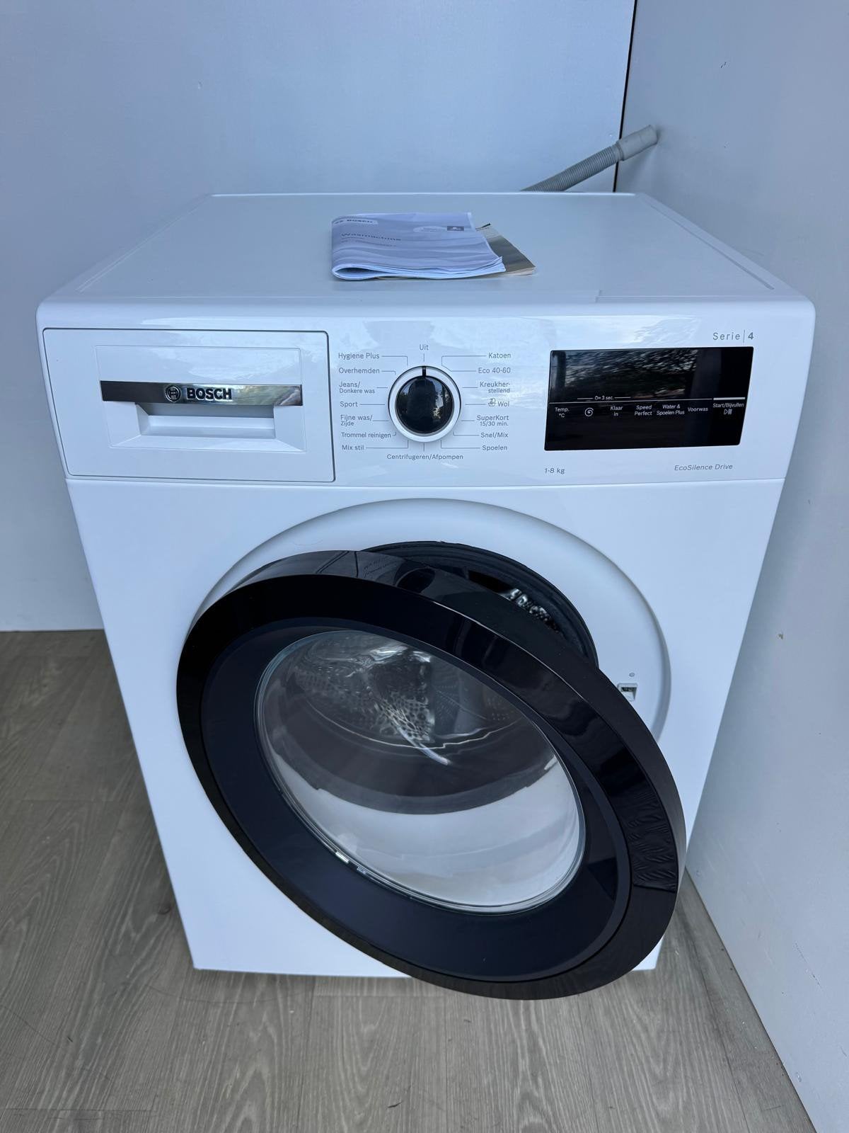 Bosch wasmachine 8kg in nieuw staat., Ophalen, 1200 tot 1600 toeren, 8 tot 10 kg, Zo goed als nieuw