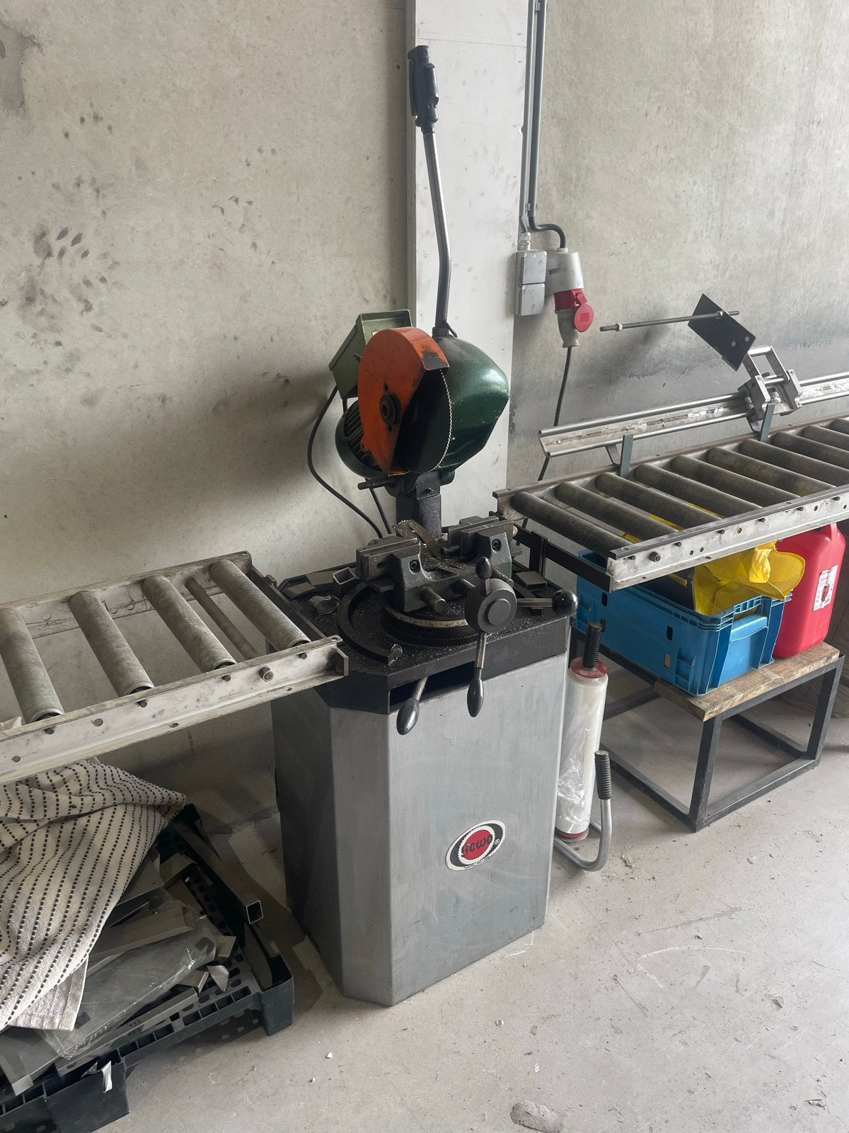 Bewo CPO 250 Metaalafkortzaag met rollenbanen, Doe-het-zelf en Verbouw, Gereedschap | Zaagmachines, Ophalen, 1200 watt of meer