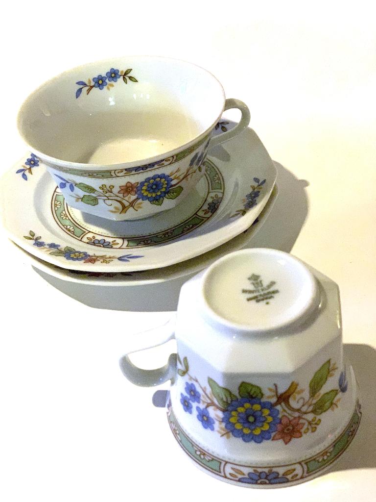 Winterling Bavaria kop en schotel bloemendecor vintage, Verzamelen, Ophalen of Verzenden, Zo goed als nieuw, Porselein, Kop en/of schotel