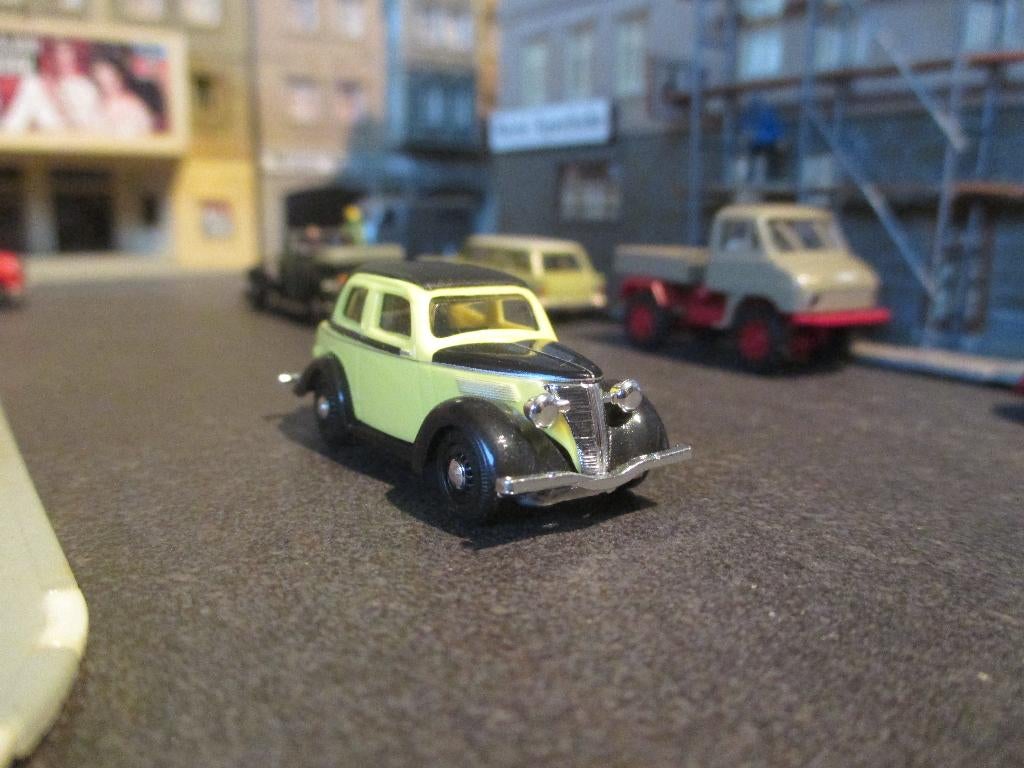 1936 Ford Eifel Cabriolet deLuxe - Busch geel/zwart, Ophalen of Verzenden, Zo goed als nieuw, Auto, Overige merken