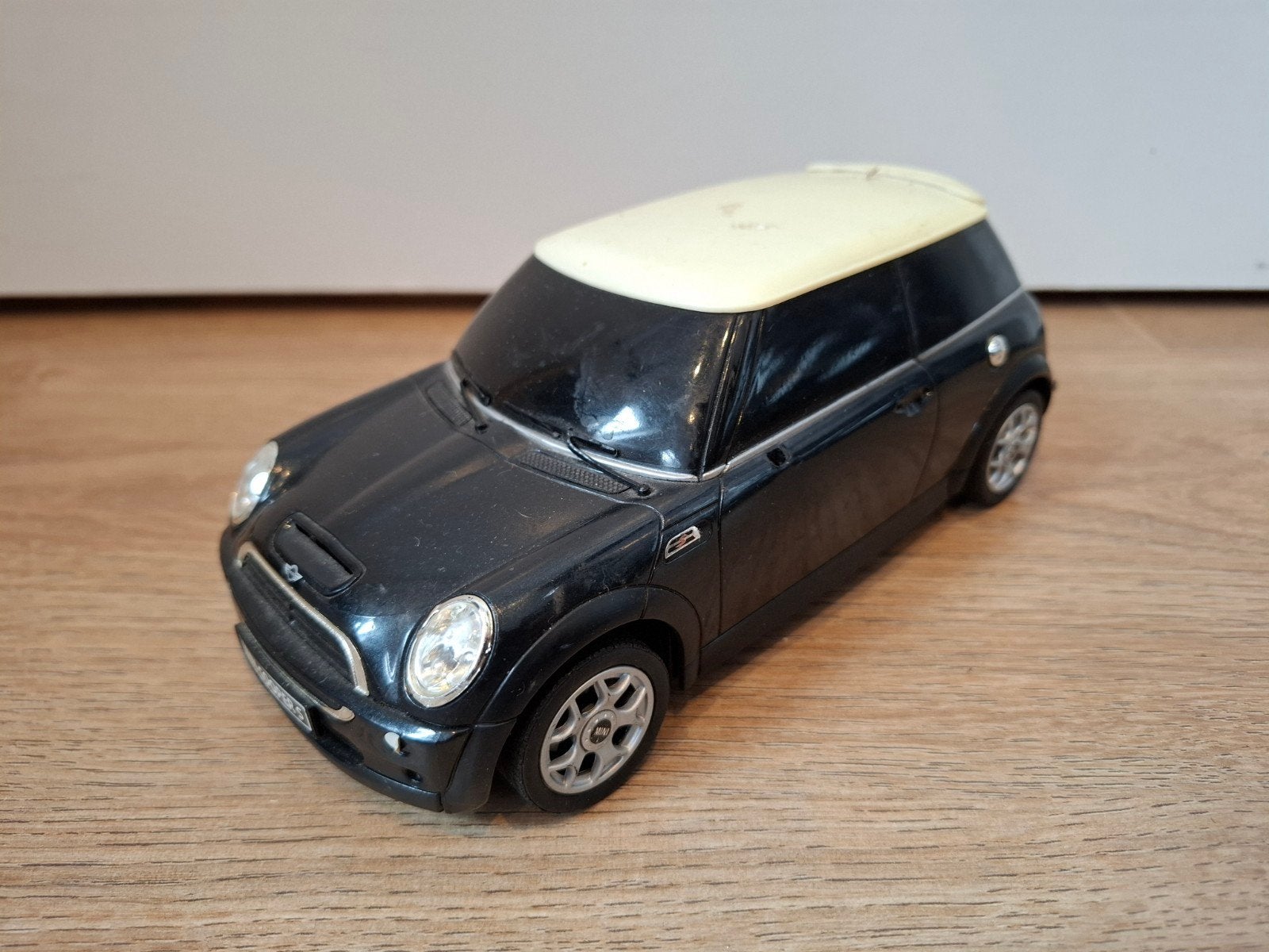 Mini Cooper S 1:18 Rastar plastic, Ophalen of Verzenden, Gebruikt, Auto, Overige merken
