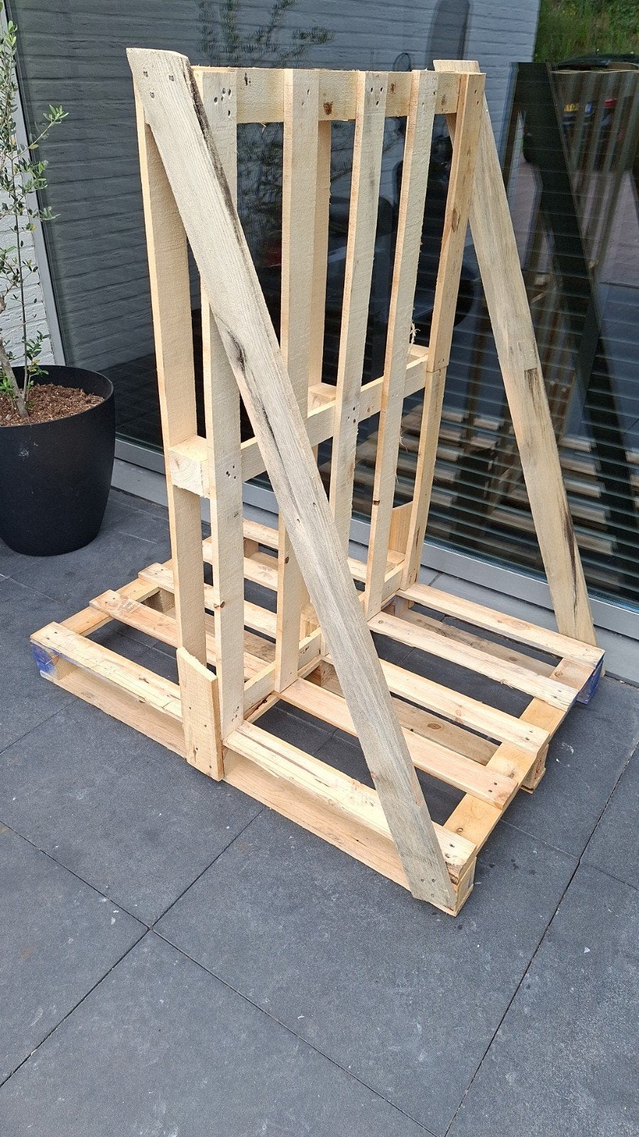 2 houten pallets voor aanmaakhout geheel droog en netjes, Doe-het-zelf en Verbouw, Hout en Planken, Ophalen, Minder dan 25 mm