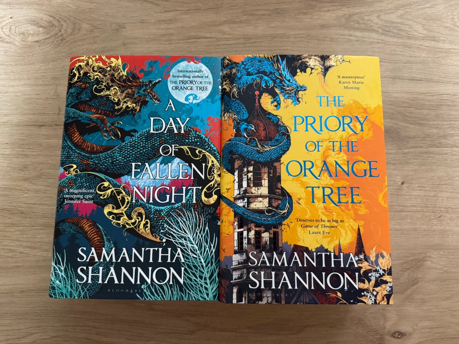 The Priory of the Orange Tree & A Day of Fallen Night, Ophalen, Zo goed als nieuw